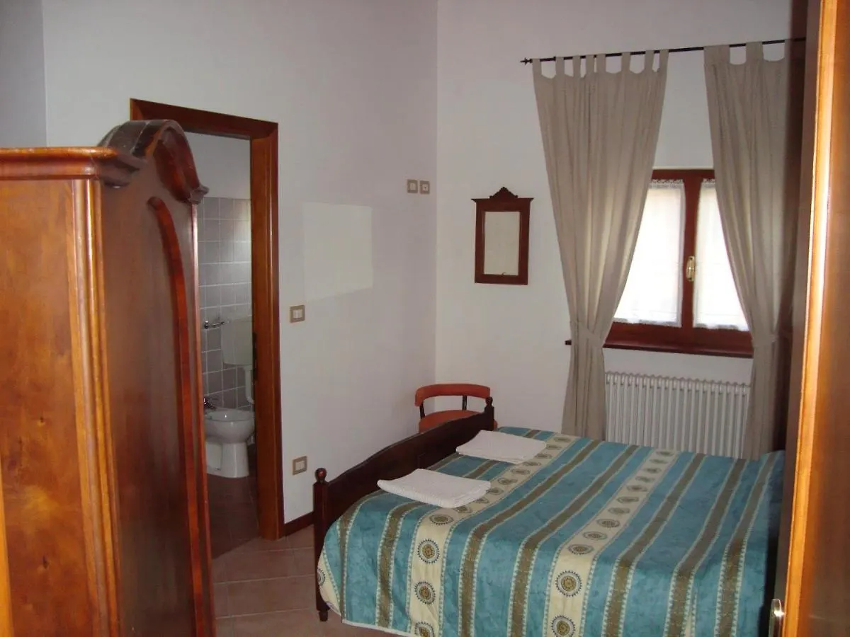 Bed and Breakfast Prati dei Campassi Bardi 0*,  Italia